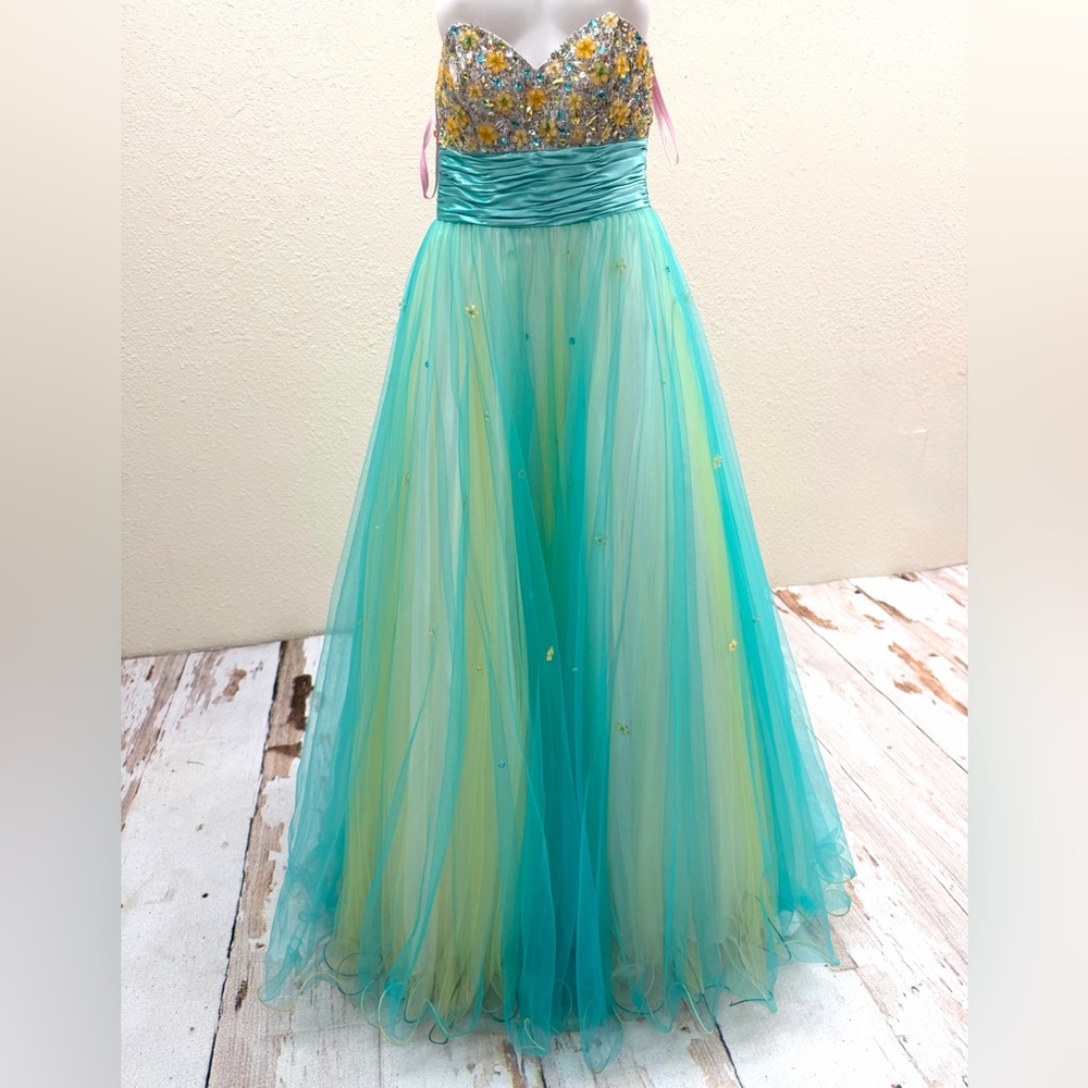 2013 Pink by Alexia Designs 5117 Ballgown Zero Y2K Prom Pageant NWT Curled Hem